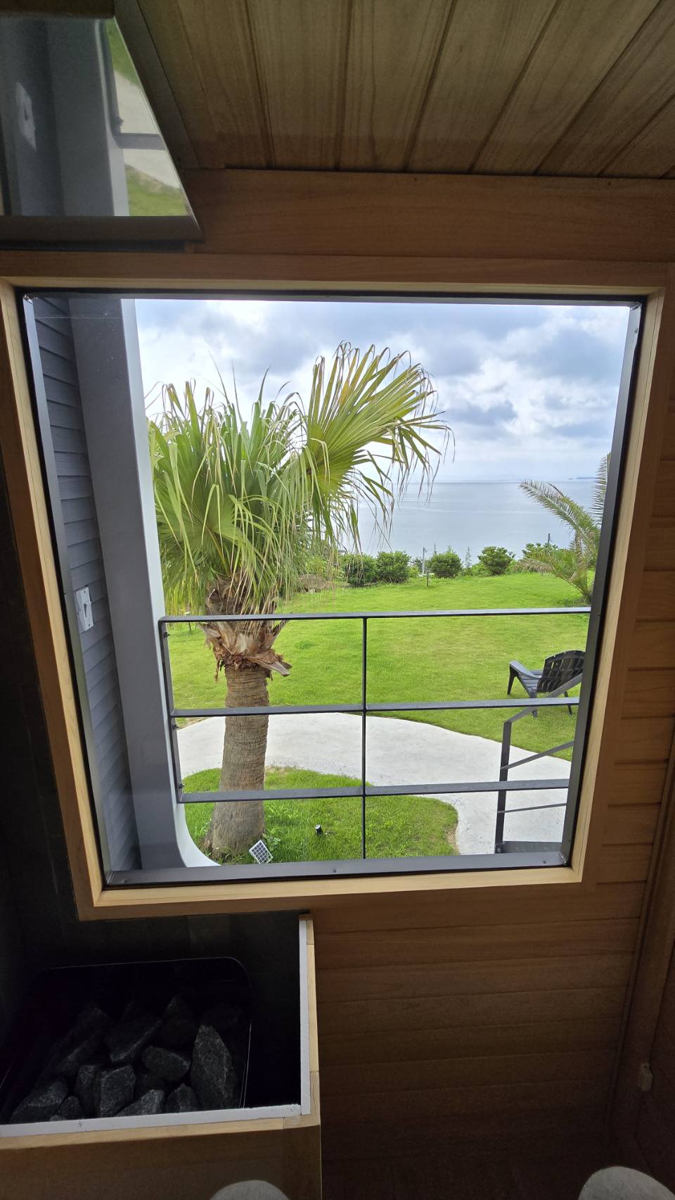 ショートトレーラー増設サウナ内装